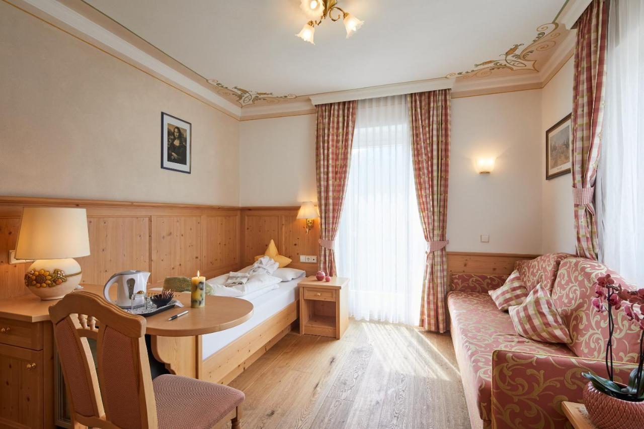 Dolomites Wellness Hotel Savoy La Villa  Exterior foto
