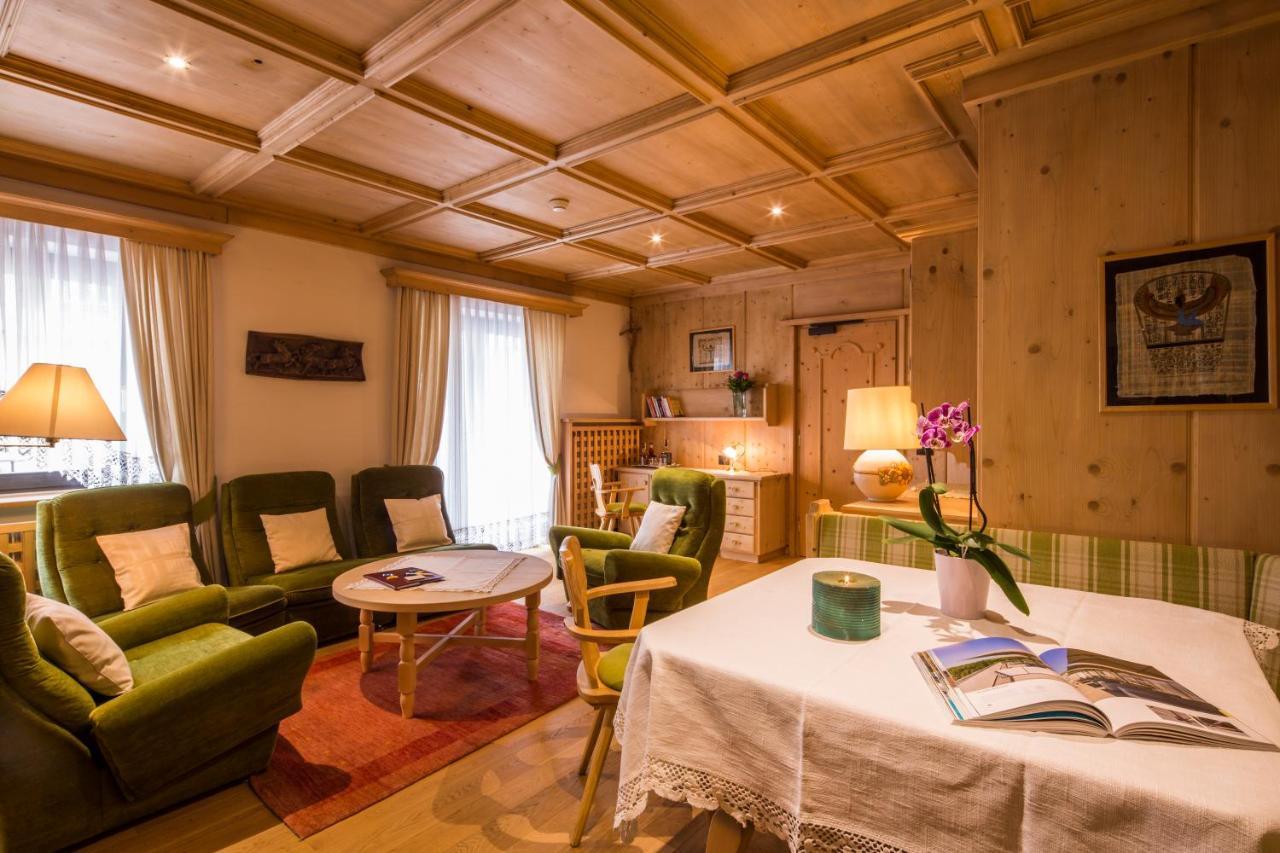 Dolomites Wellness Hotel Savoy La Villa  Exterior foto