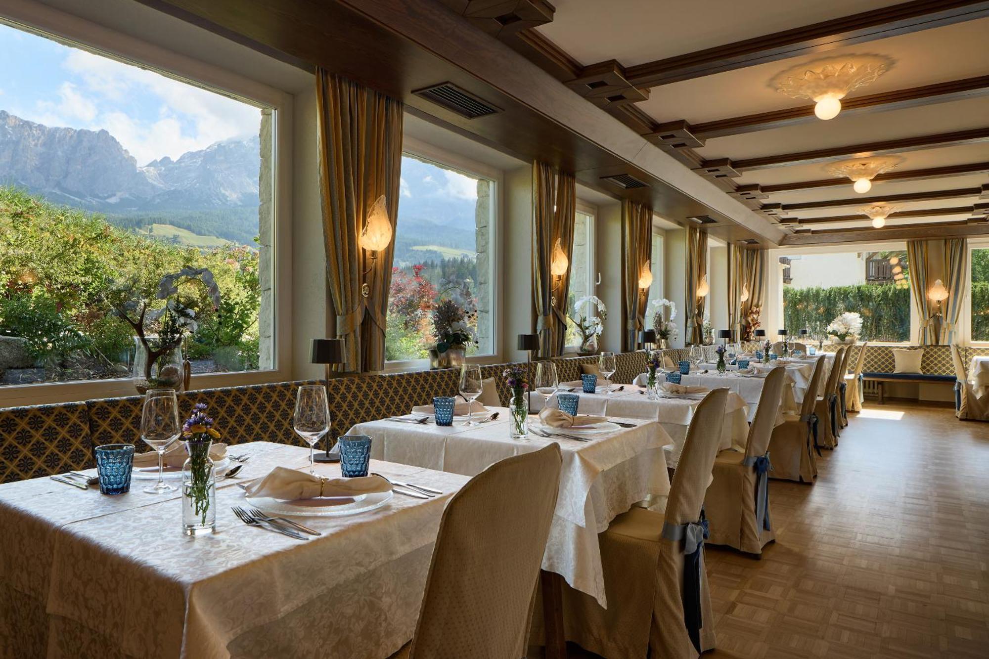 Dolomites Wellness Hotel Savoy La Villa  Exterior foto